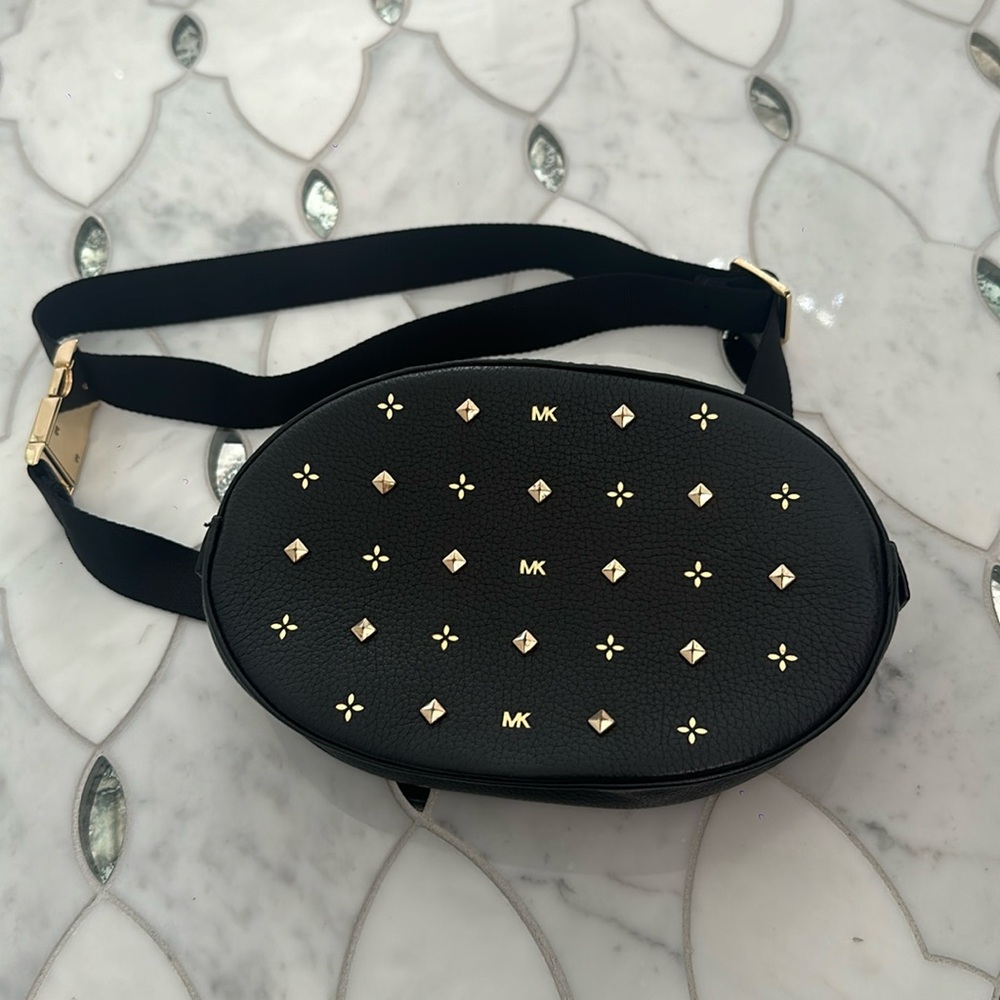 Michael Kors Belt Bag!